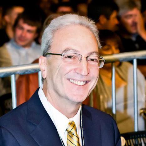 Bryce Mills continues to pack 'em in at the Turning Stone