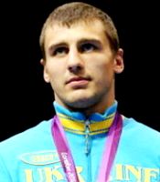 Gvozdyk does not slip vs. Doudou